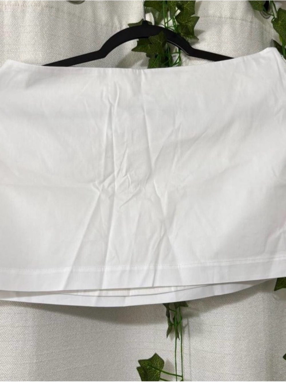 KHY Medium white mini skirt